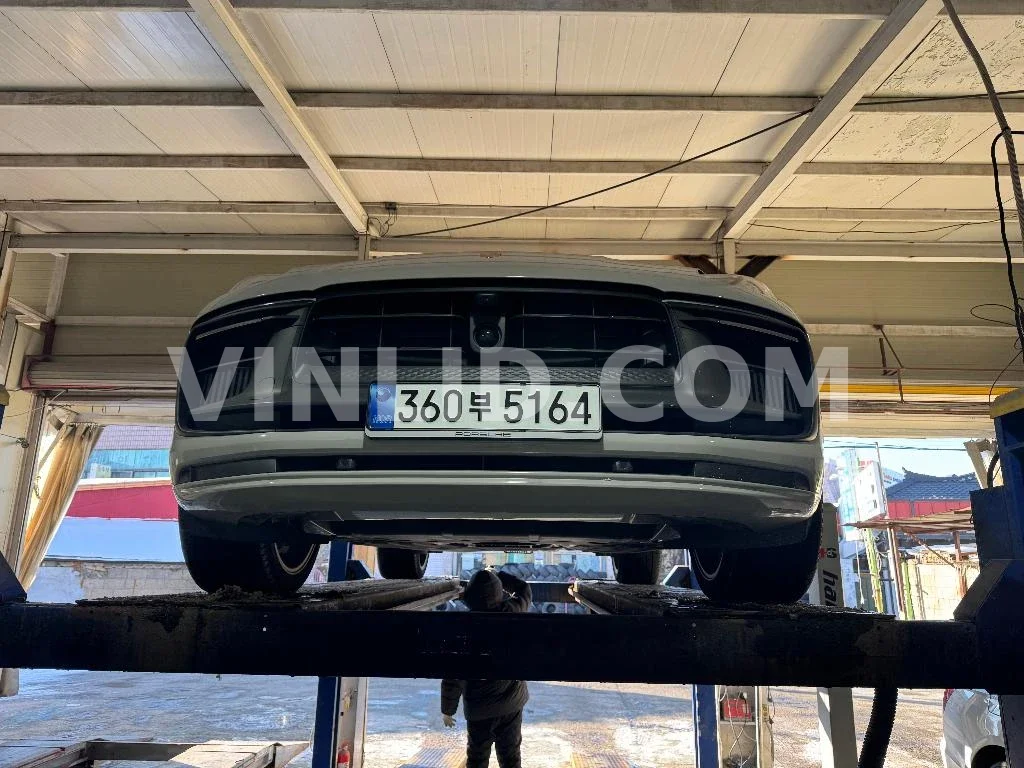 2024 Porsche Macan GTS - Photo 1
