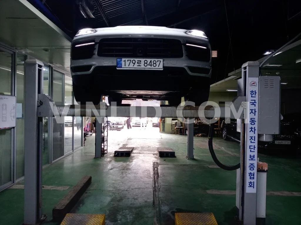 2023 Porsche Cayenne COUPE (5 Seater) - Photo 1
