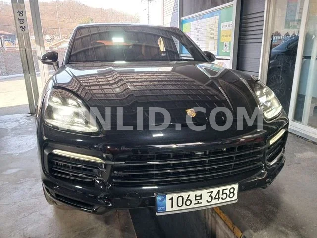 2021 Porsche Cayenne COUPE (5 Seater) - Photo 1