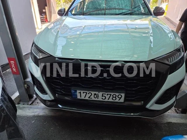 2023 Audi 4M - Photo 1