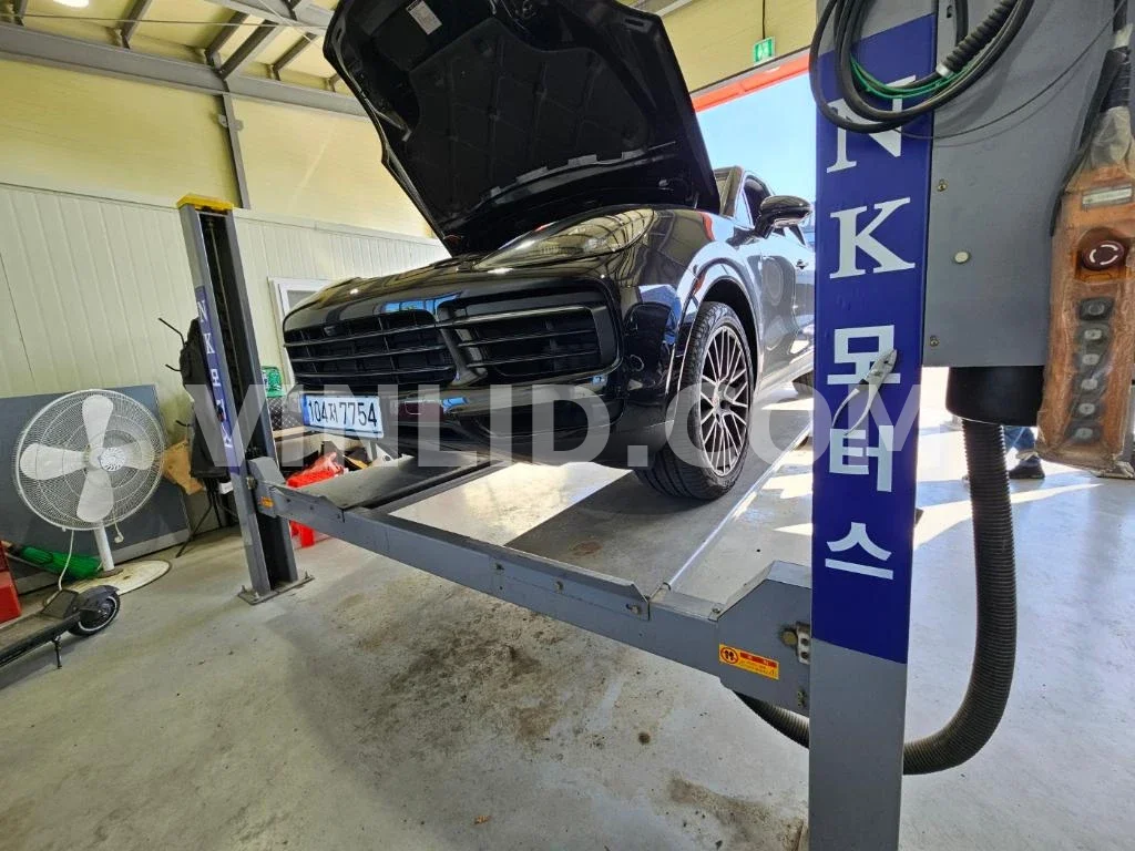 2021 Porsche Cayenne COUPE - Photo 1