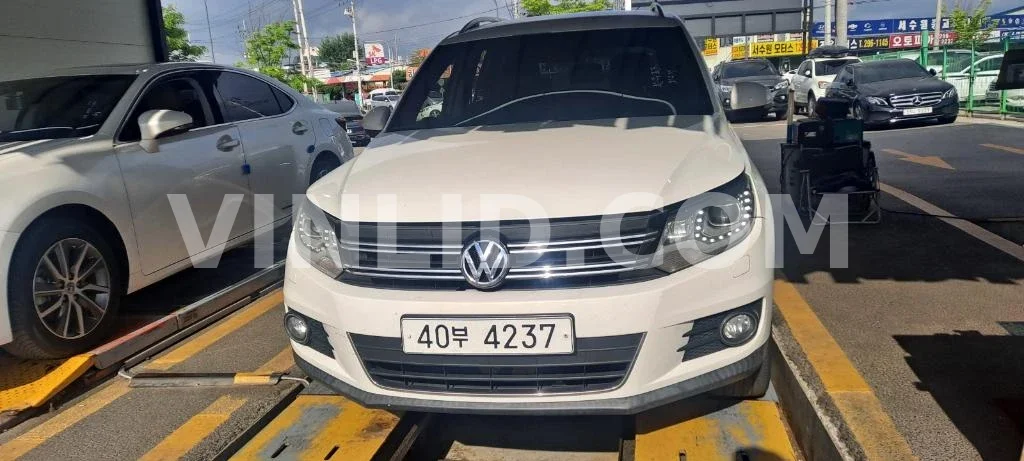 2014 Volkswagen Tiguan 2.0 TDI Blue Motion - Photo 1
