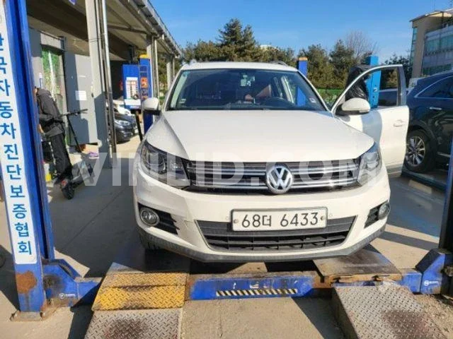 2012 Volkswagen Tiguan 2.0 TDI Blue Motion - Photo 1