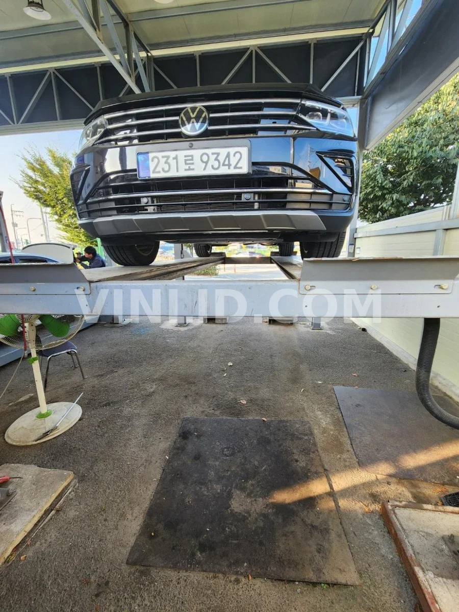 2023 Volkswagen Tiguan 2.0 TDI - Photo 1