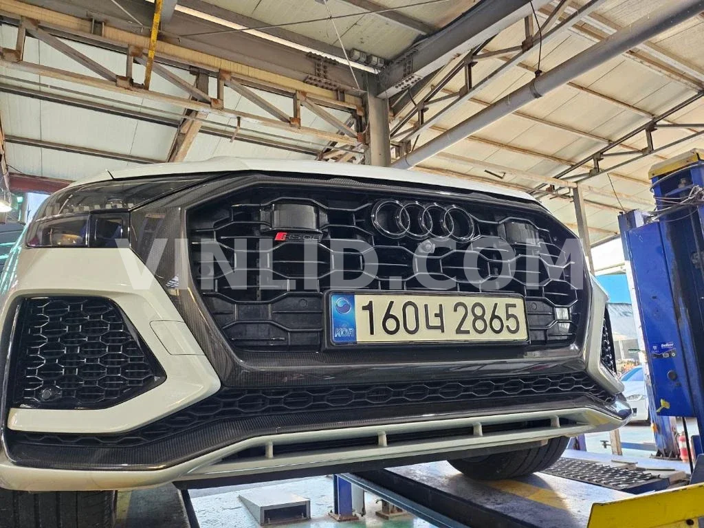 2021 Audi RS Q8 - Photo 1