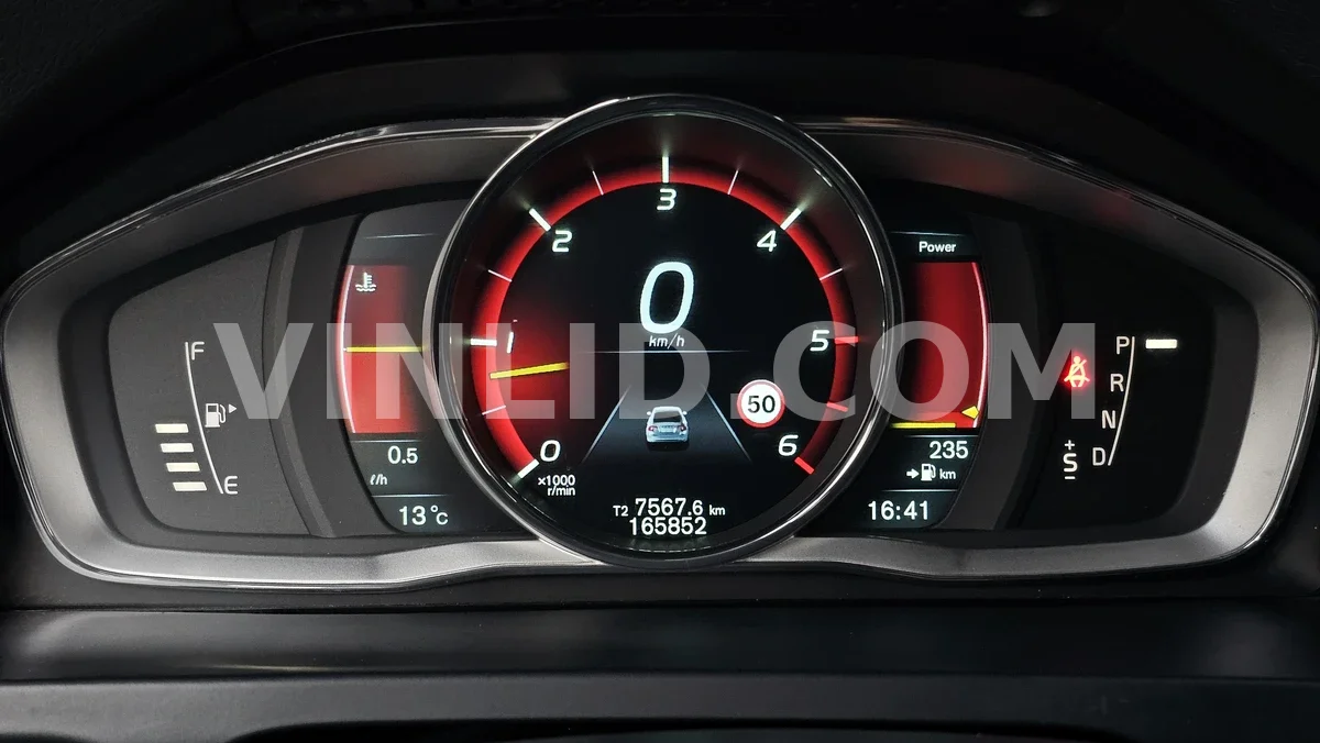 2014 Volvo S60D4 - Photo 8