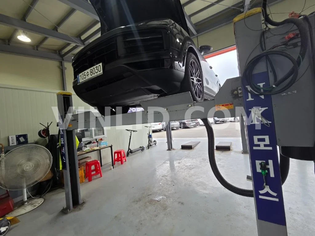 2024 Porsche Cayenne COUPE (5 Seater) - Photo 1