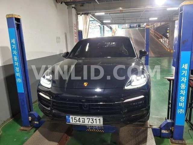 2022 Porsche Cayenne COUPE (5 Seater) - Photo 1