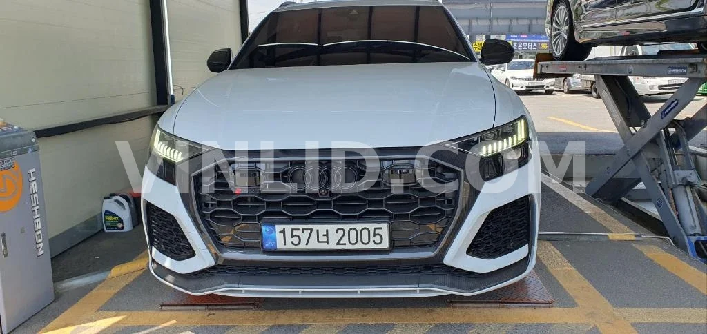 2021 Audi RS Q8 - Photo 1