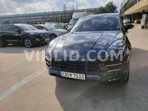 2014 Porsche Macan Turbo - Photo 1