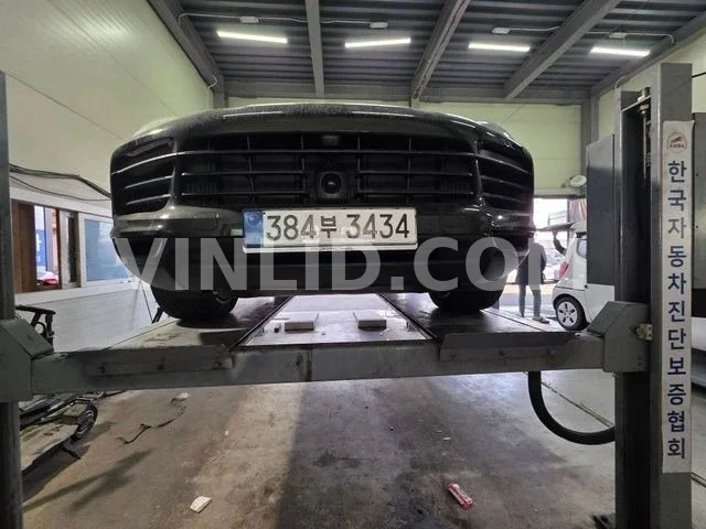 2023 Porsche Cayenne - Photo 1