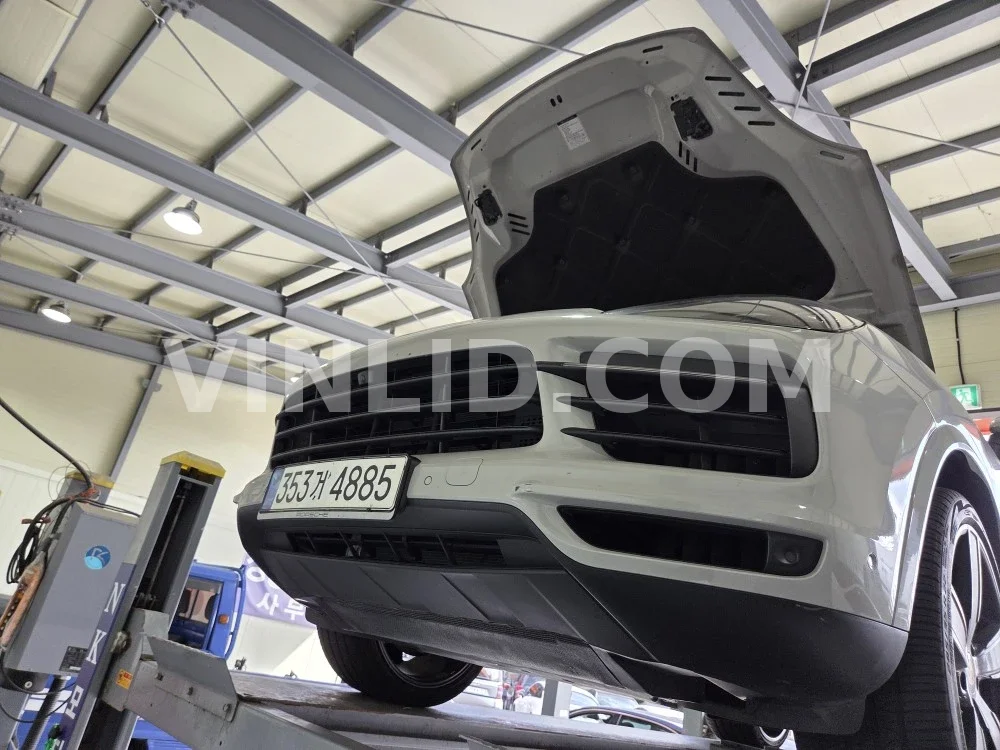 2021 Porsche Cayenne COUPE (5 Seater) - Photo 1