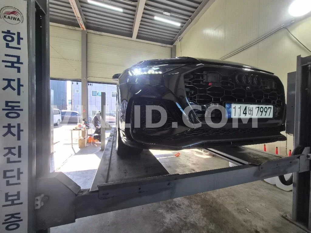 2022 Audi RS Q8 - Photo 1