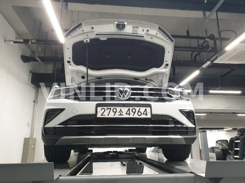 2023 Volkswagen Tiguan 2.0 TDI - Photo 1