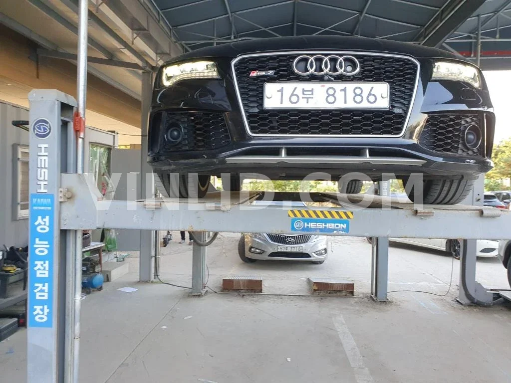 2015 Audi RS 7 4.0 TFSI quattro - Photo 1