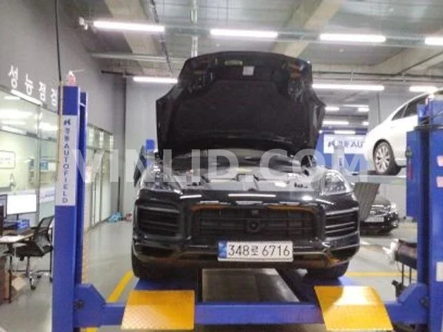 2023 Porsche Cayenne - Photo 1