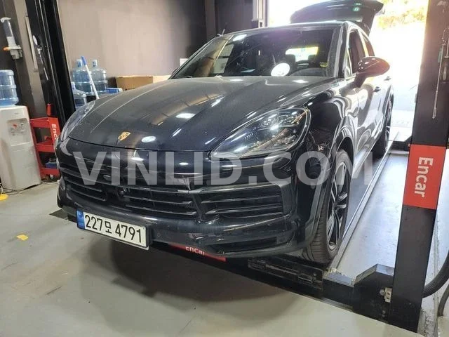 2020 Porsche Cayenne - Photo 1
