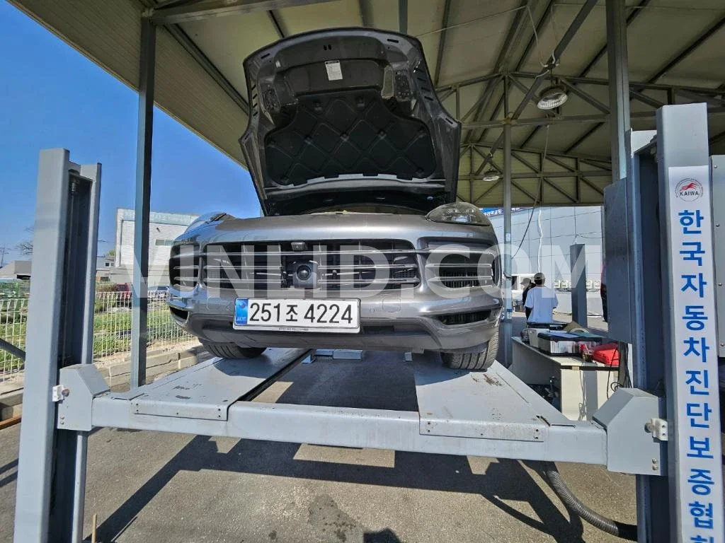 2020 Porsche Cayenne E-Hybrid COUPE (5 Seater) - Photo 1