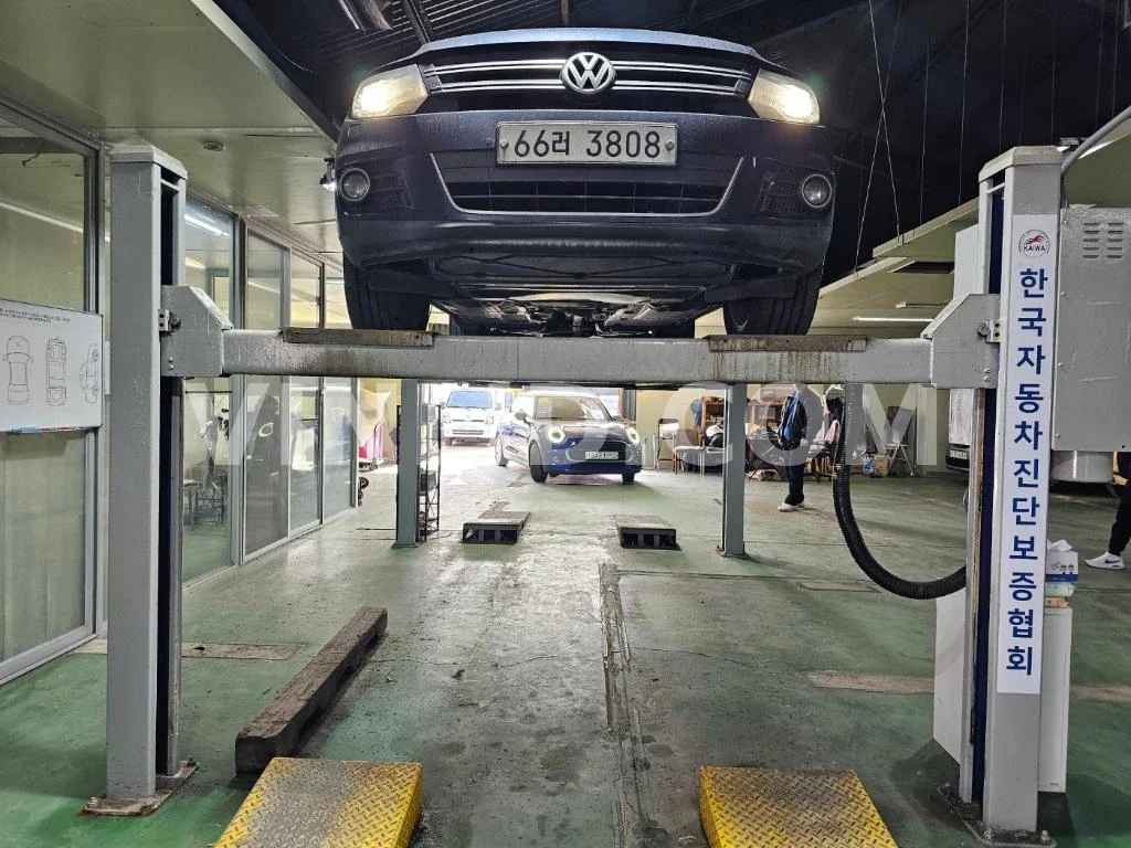 2014 Volkswagen Tiguan 2.0 TDI Blue Motion - Photo 1