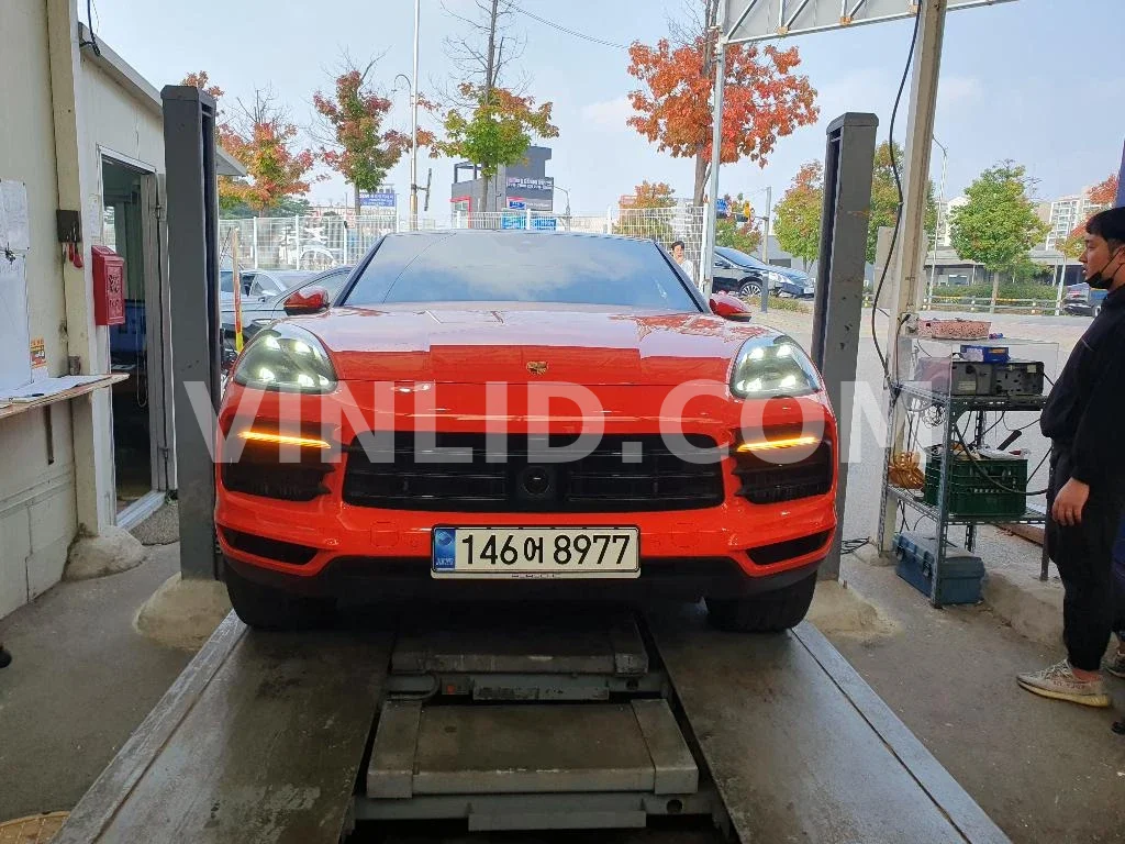 2020 Porsche Cayenne COUPE (5 Seater) - Photo 1