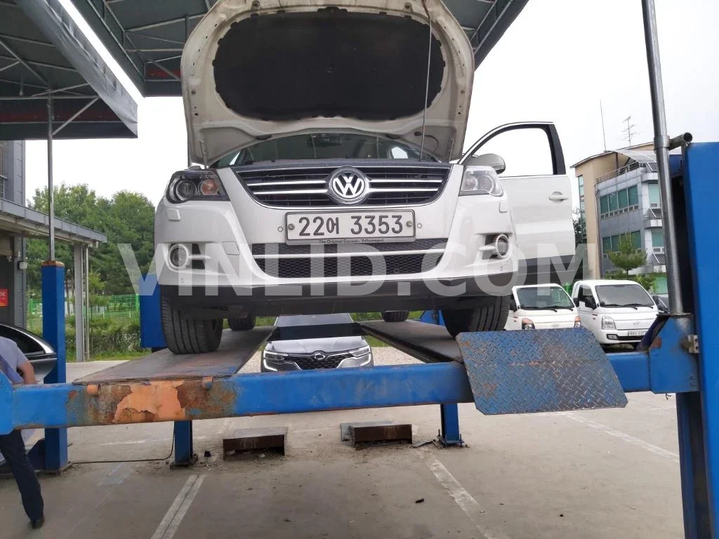 2010 Volkswagen Tiguan 2.0 TDI - Photo 1