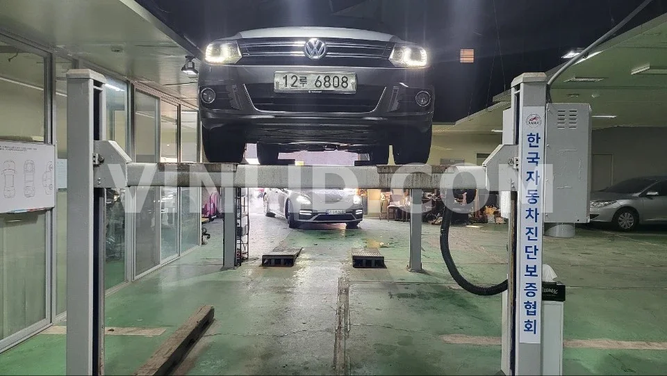 2013 Volkswagen Tiguan 2.0 TDI Blue Motion - Photo 1