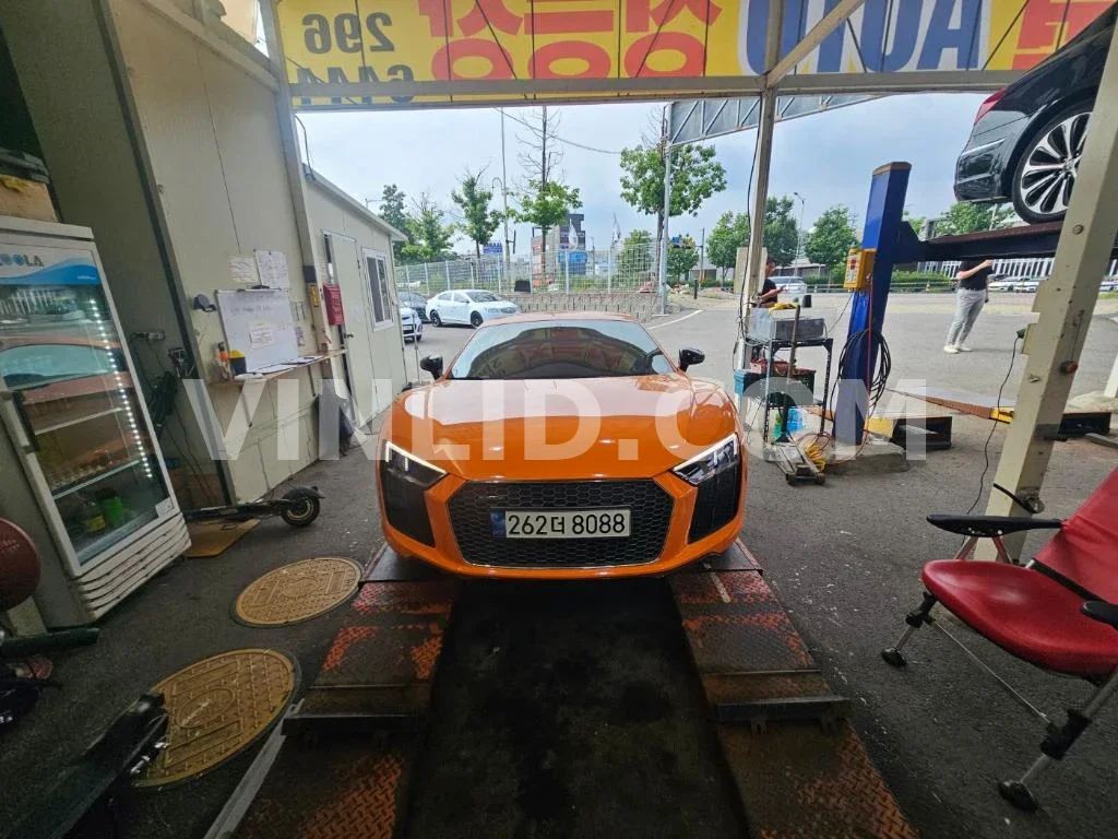 2017 Audi R8 Coupe V10 Plus - Photo 1