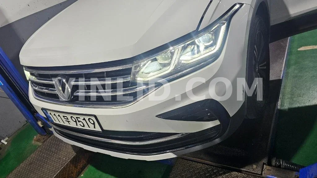 2023 Volkswagen Tiguan 2.0 TDI - Photo 1
