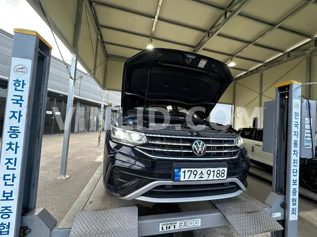 2023 Volkswagen Tiguan Allspace - Photo 1