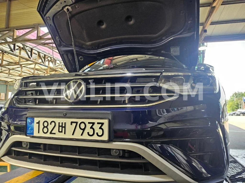 2023 Volkswagen Tiguan E - Photo 1
