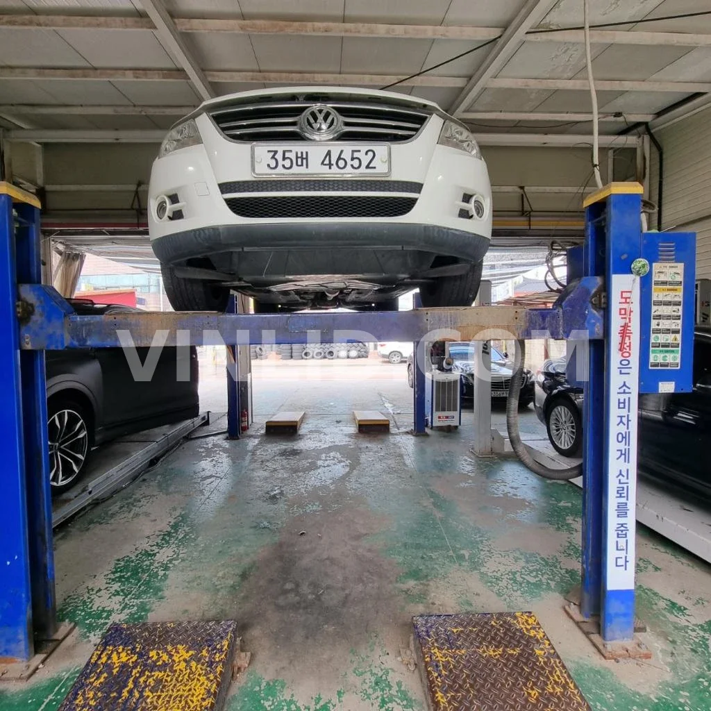 2009 Volkswagen Tiguan - Photo 1