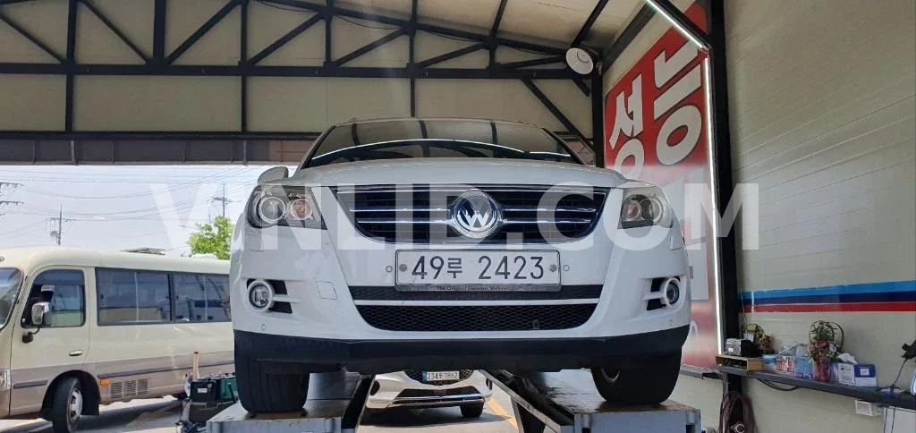 2008 Volkswagen Tiguan 2.0 TSI - Photo 1