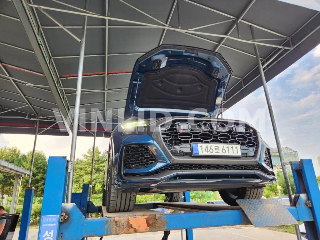 2021 Audi RS Q8 - Photo 1