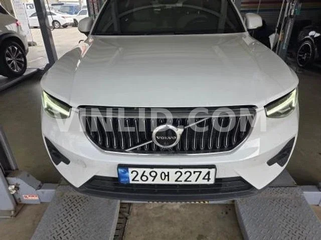 2023 Volvo XC 40 - Photo 1