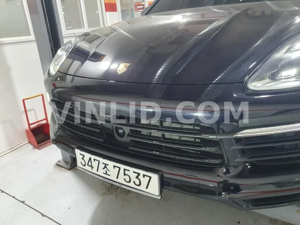 2020 Porsche Cayenne COUPE (5 Seater) - Photo 1