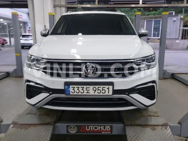 2023 Volkswagen Tiguan E - Photo 1