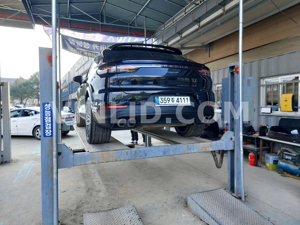 2020 Porsche Cayenne COUPE (5 Seater) - Photo 1