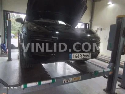 2023 Porsche Cayenne COUPE (5 Seater) - Photo 1