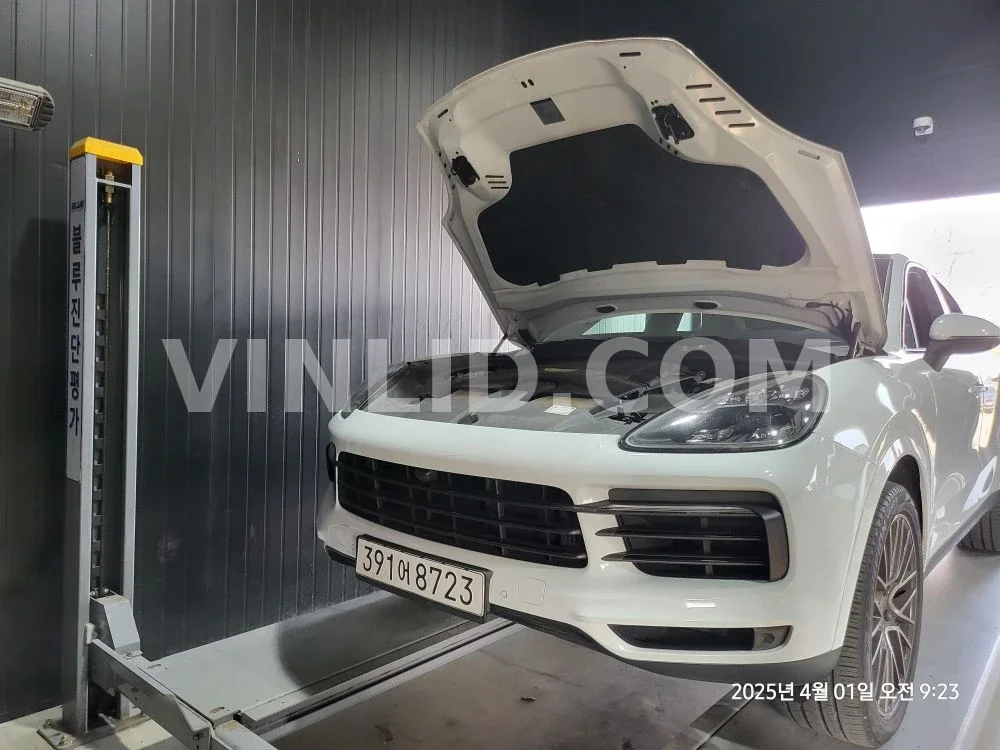 2020 Porsche Cayenne COUPE (5 Seater) - Photo 1