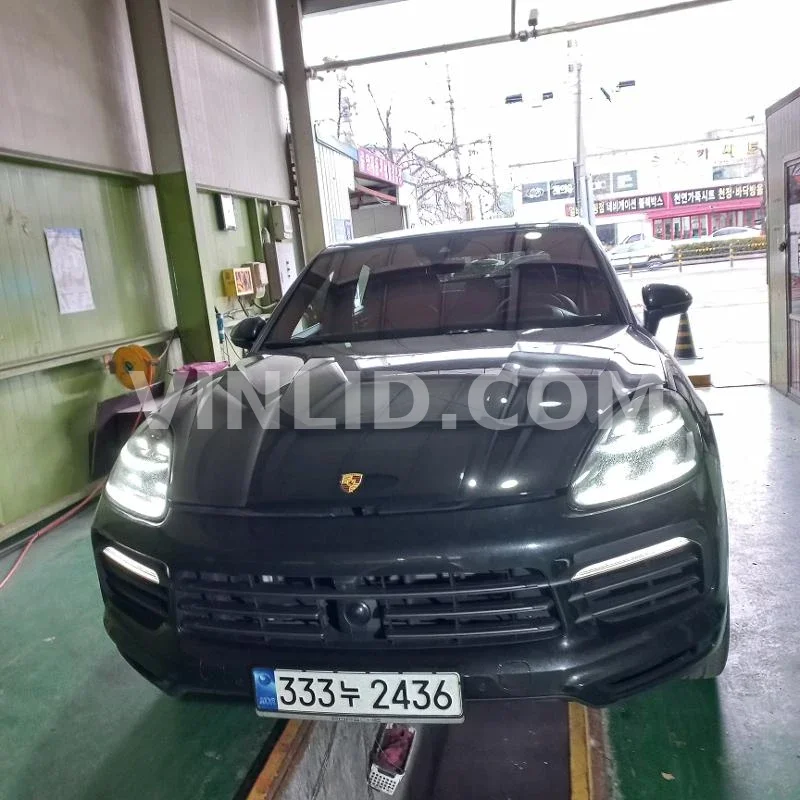 2023 Porsche Cayenne - Photo 1