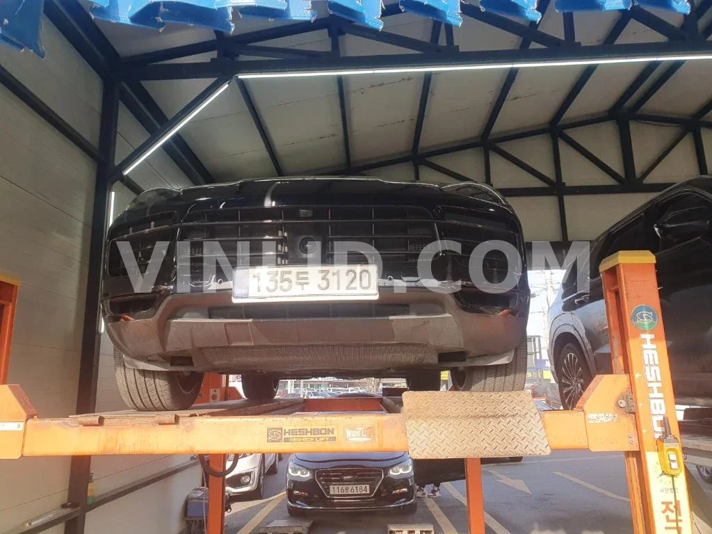 2021 Porsche Cayenne COUPE (5 Seater) - Photo 1