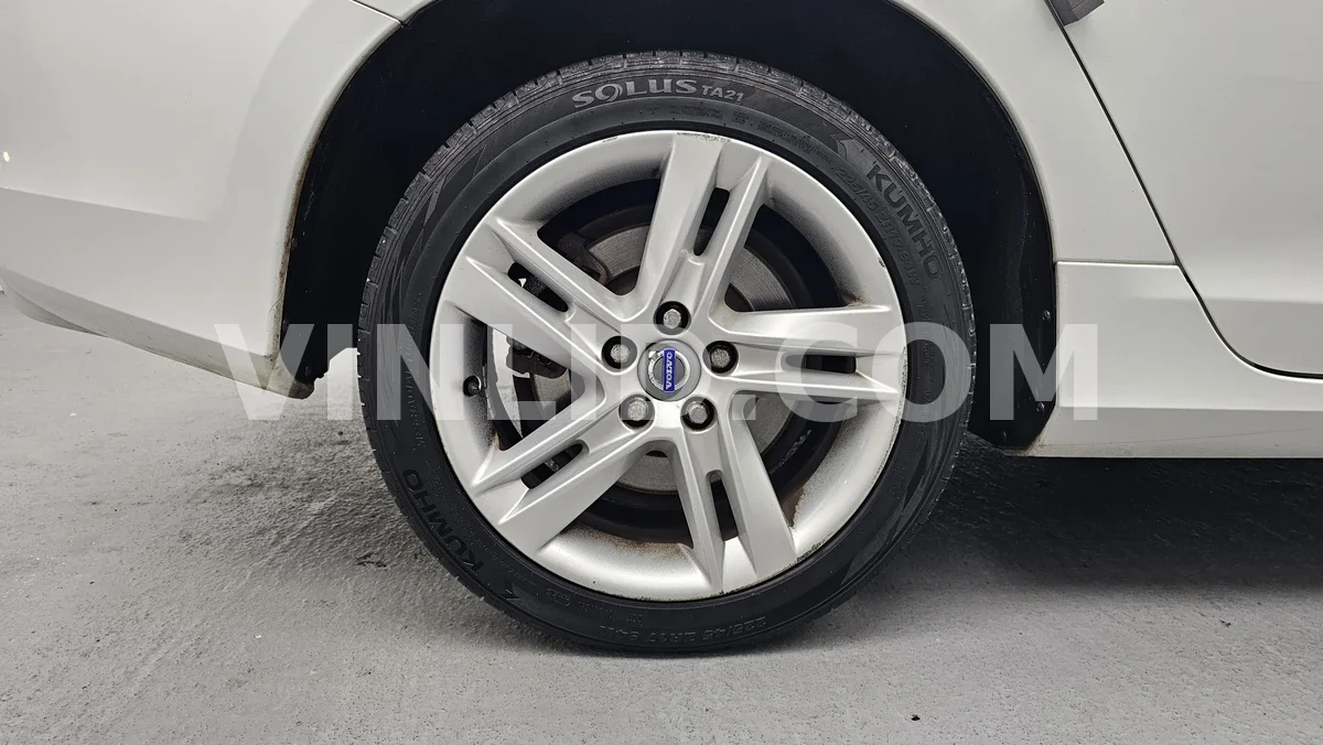 2014 Volvo S60D4 - Photo 5