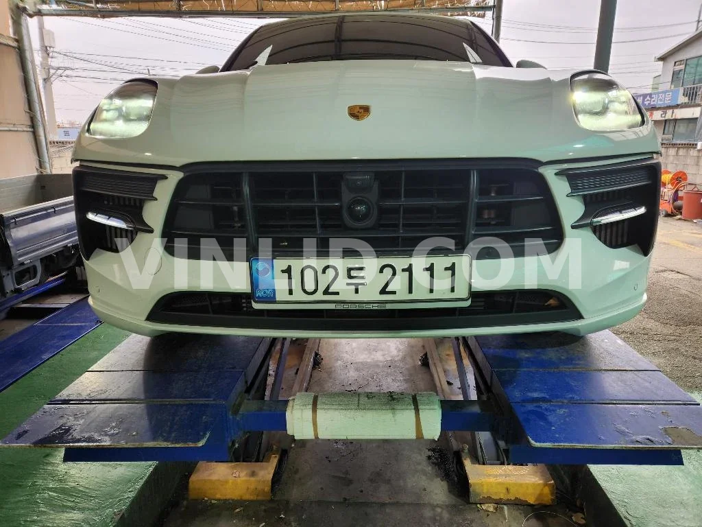 2021 Porsche Macan GTS - Photo 1