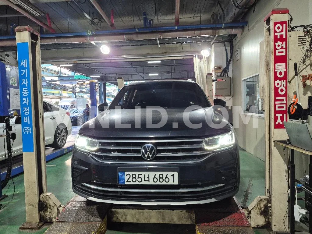 2023 Volkswagen Tiguan 2.0 TDI - Photo 1