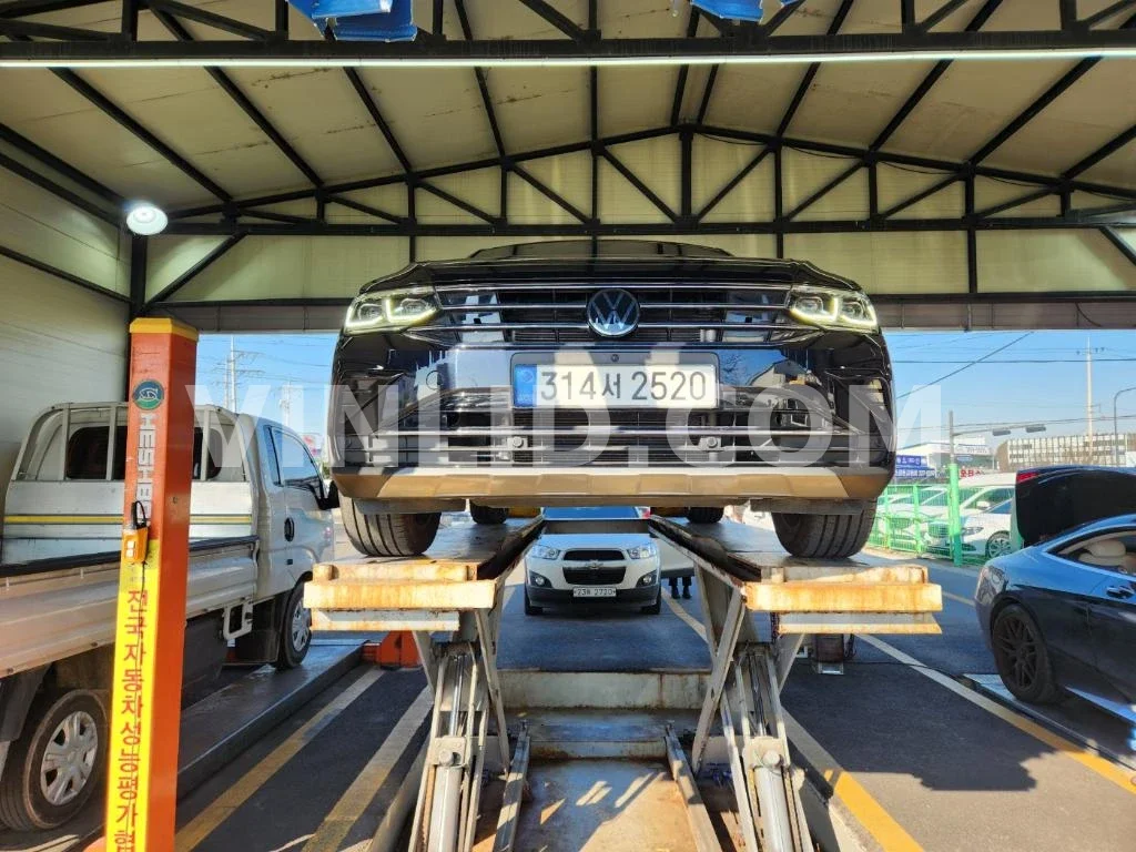 2023 Volkswagen Tiguan 2.0 TDI - Photo 1