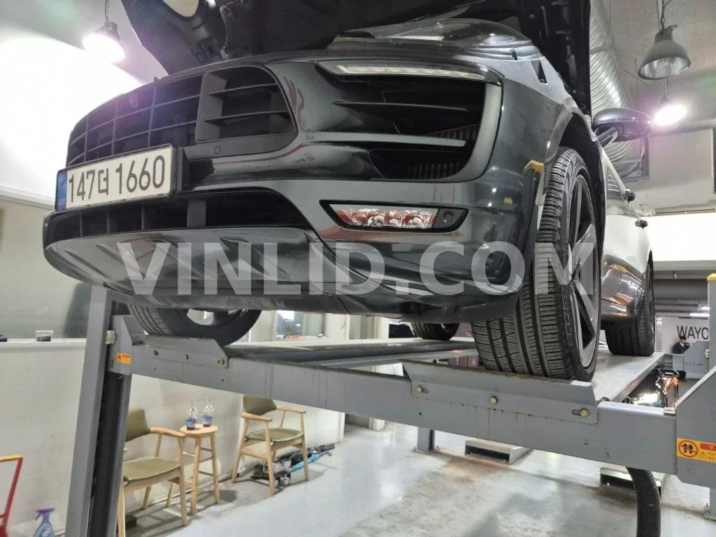 2018 Porsche Macan GTS - Photo 1