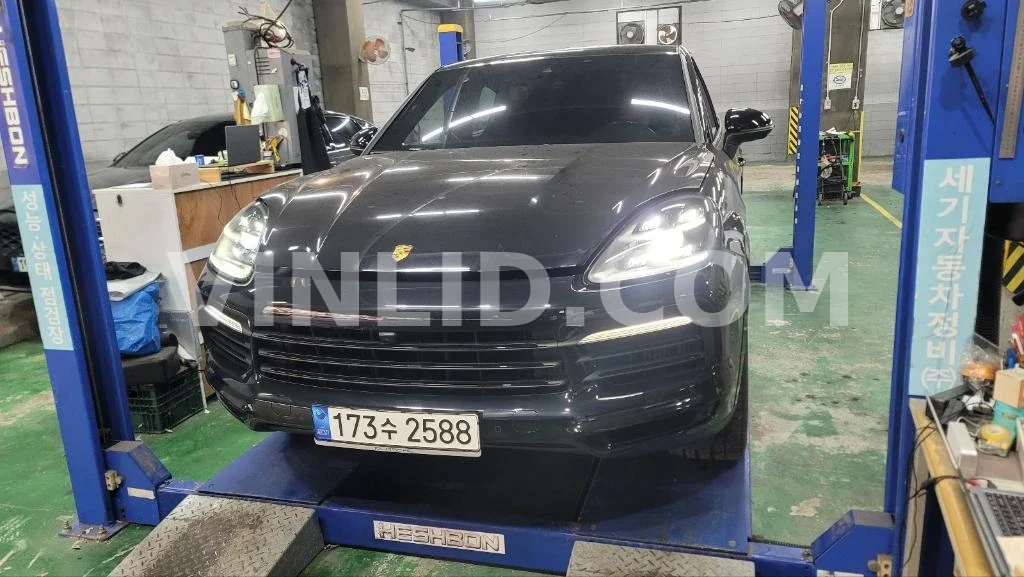 2021 Porsche Cayenne COUPE (5 Seater) - Photo 1