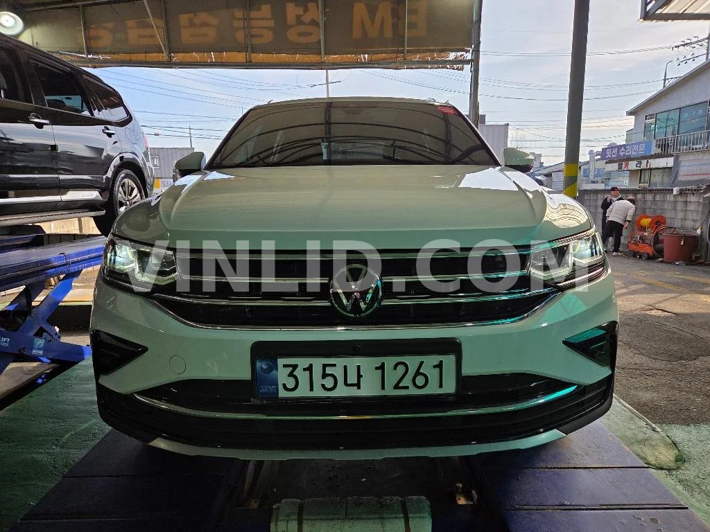 2024 Volkswagen Tiguan 2.0 TDI - Photo 1