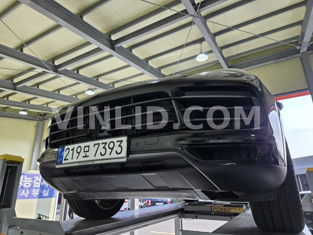 2023 Porsche Cayenne COUPE (5 Seater) - Photo 1