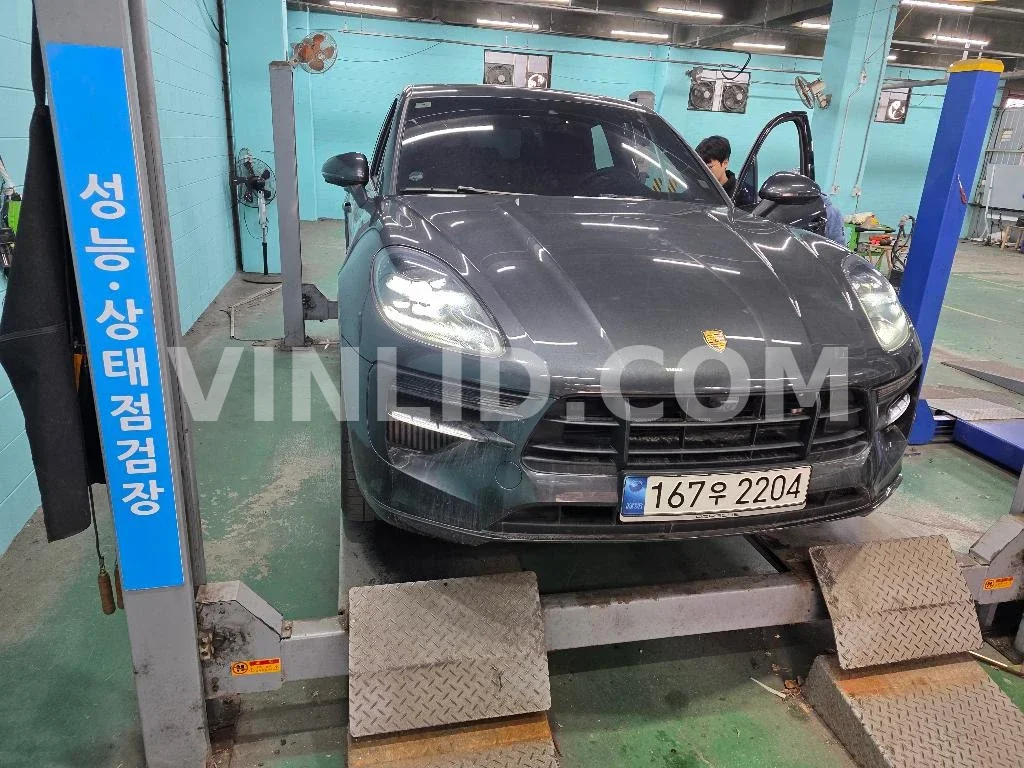 2021 Porsche Macan GTS - Photo 1